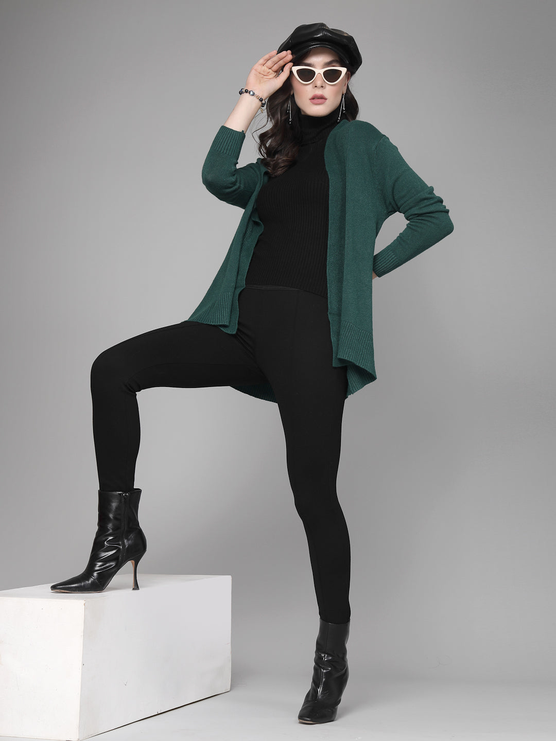 Mafadeny Women Winter Wear Green Longline Shrug