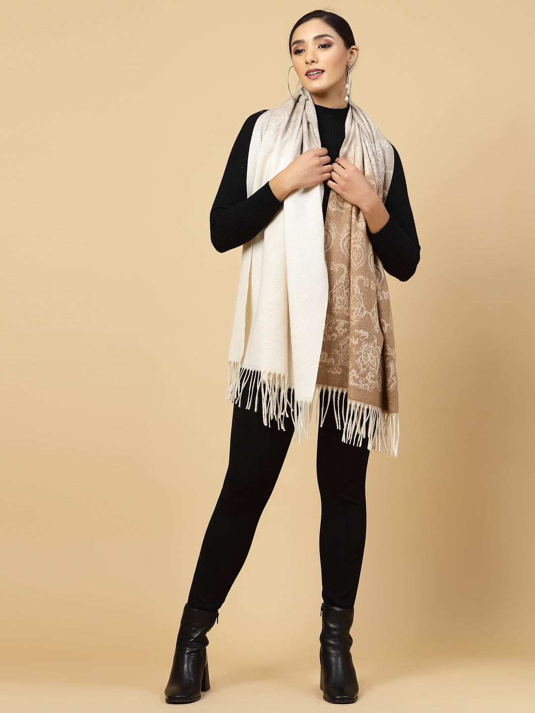 MAFADENY WINTER WRAP BEIGE STOLE - COZY COMFORT IN SUBTLE ELEGANCE