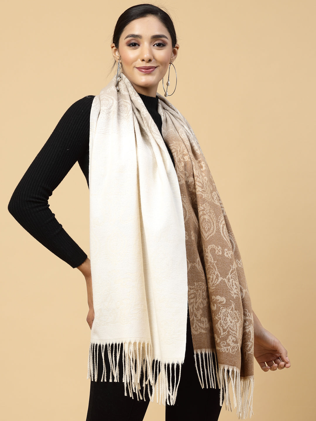 MAFADENY WINTER WRAP BEIGE STOLE - COZY COMFORT IN SUBTLE ELEGANCE