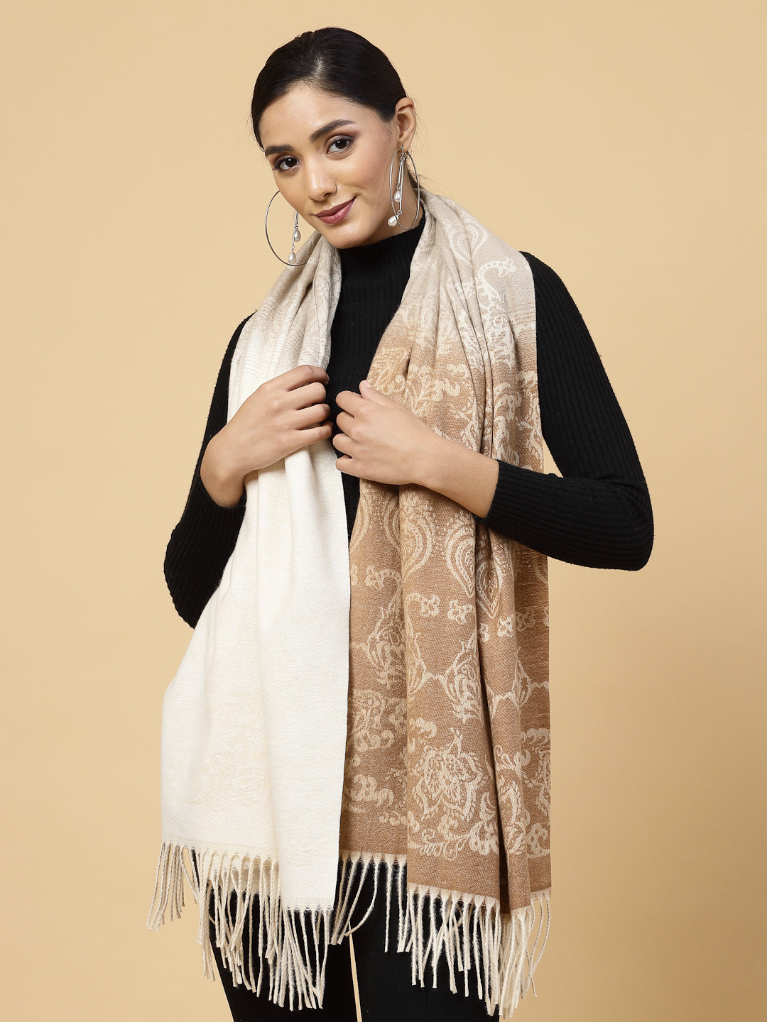 MAFADENY WINTER WRAP BEIGE STOLE - COZY COMFORT IN SUBTLE ELEGANCE