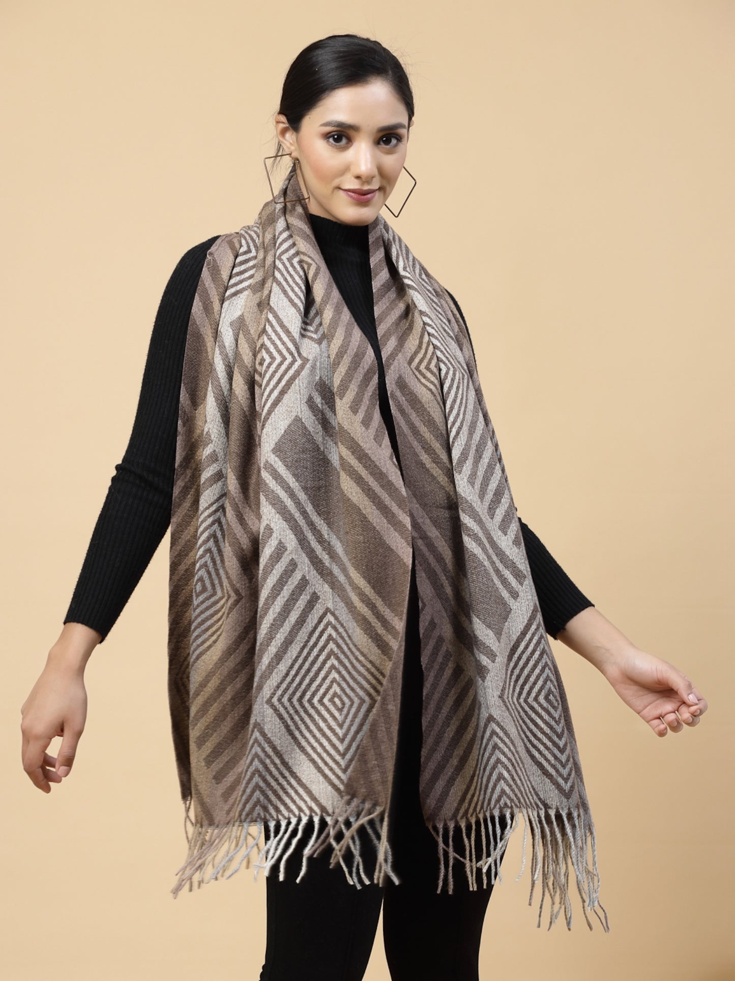 MAFADENY WINTER WRAP BROWN STOLE - COZY COMFORT IN SUBTLE ELEGANCE