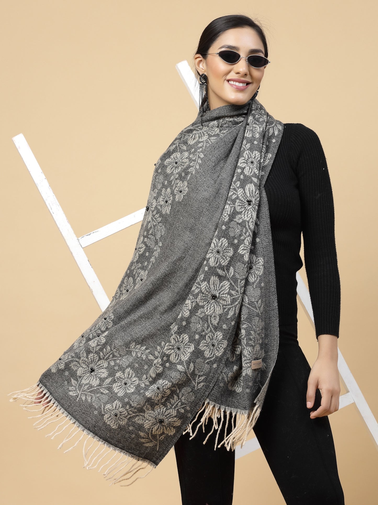 MAFADENY WINTER WRAP GREY STOLE - COZY COMFORT IN SUBTLE ELEGANCE