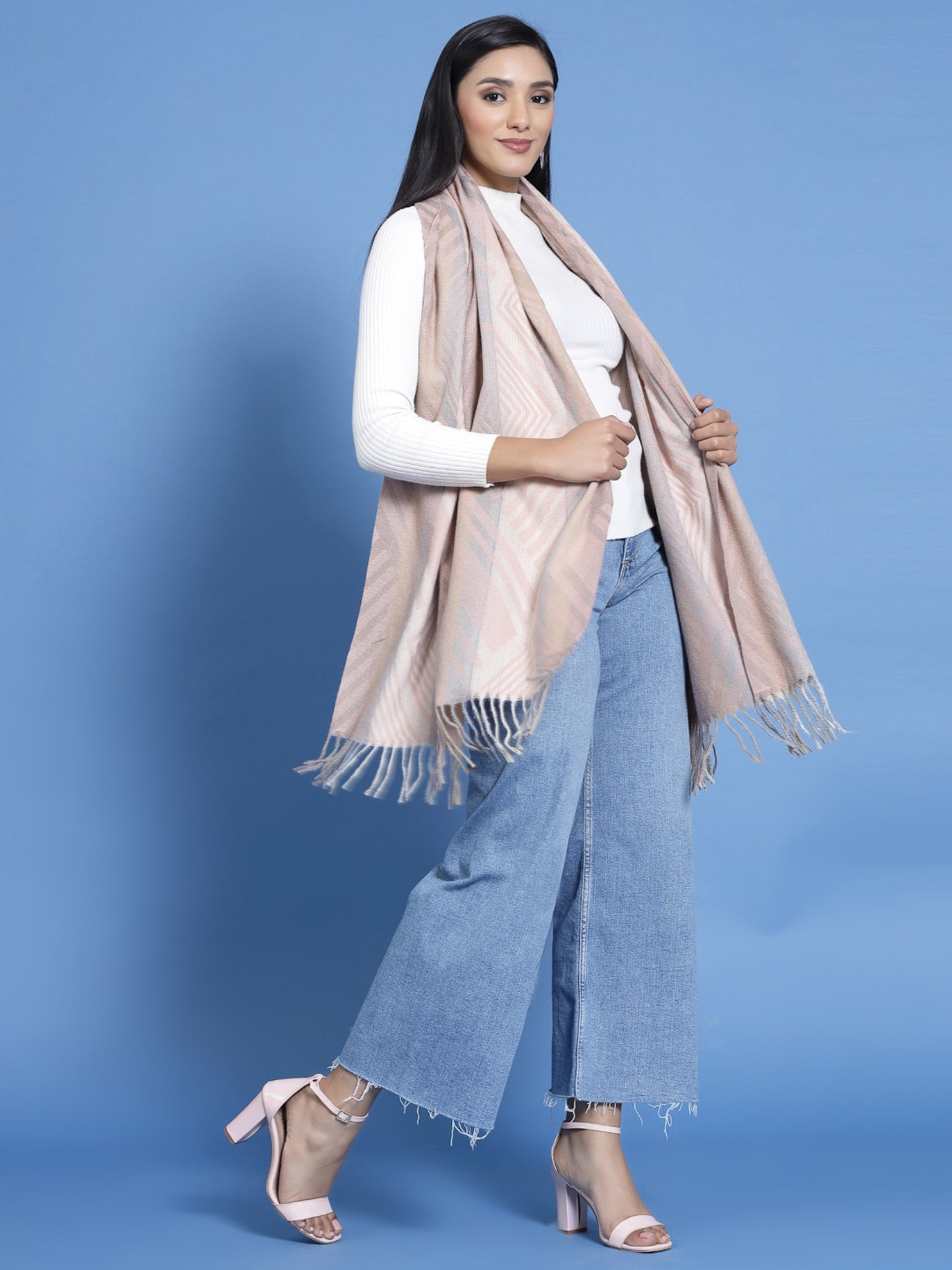 MAFADENY WINTER WRAP PEACH STOLE - COZY COMFORT IN SUBTLE ELEGANCE