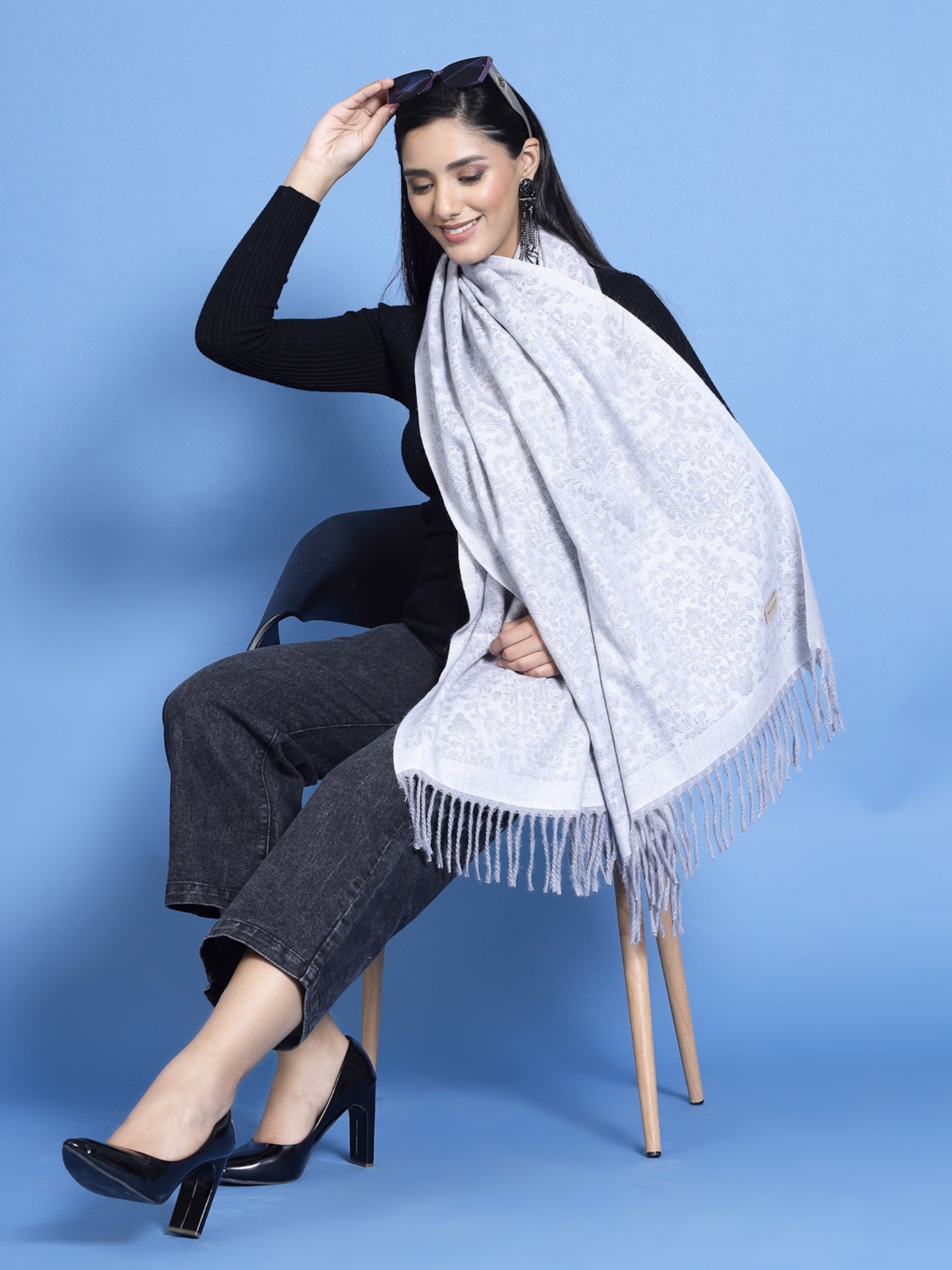 MAFADENY WINTER WRAP GREY STOLE - COZY COMFORT IN SUBTLE ELEGANCE