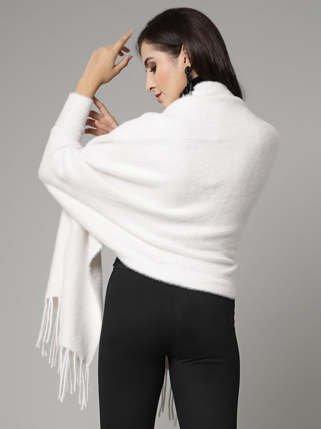 Mafadeny Women Winter Wear White & Cosy Ponchoo