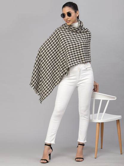 Mafadeny Women Black & Cream Checked Stole