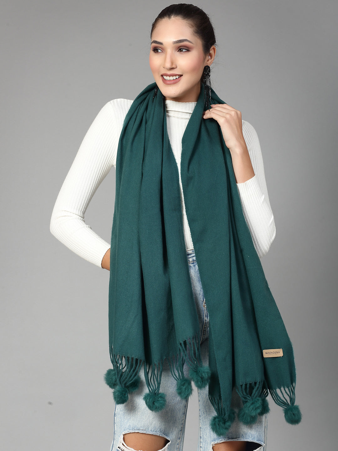 MAFADENY WINTER WRAP GREEN STOLE - COZY COMFORT IN SUBTLE ELEGANCE