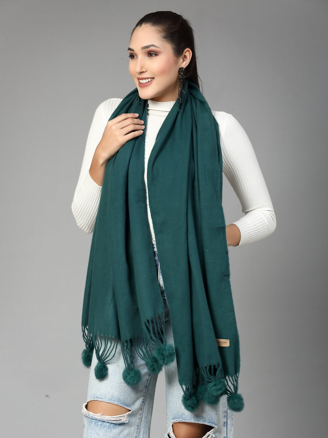 MAFADENY WINTER WRAP GREEN STOLE - COZY COMFORT IN SUBTLE ELEGANCE