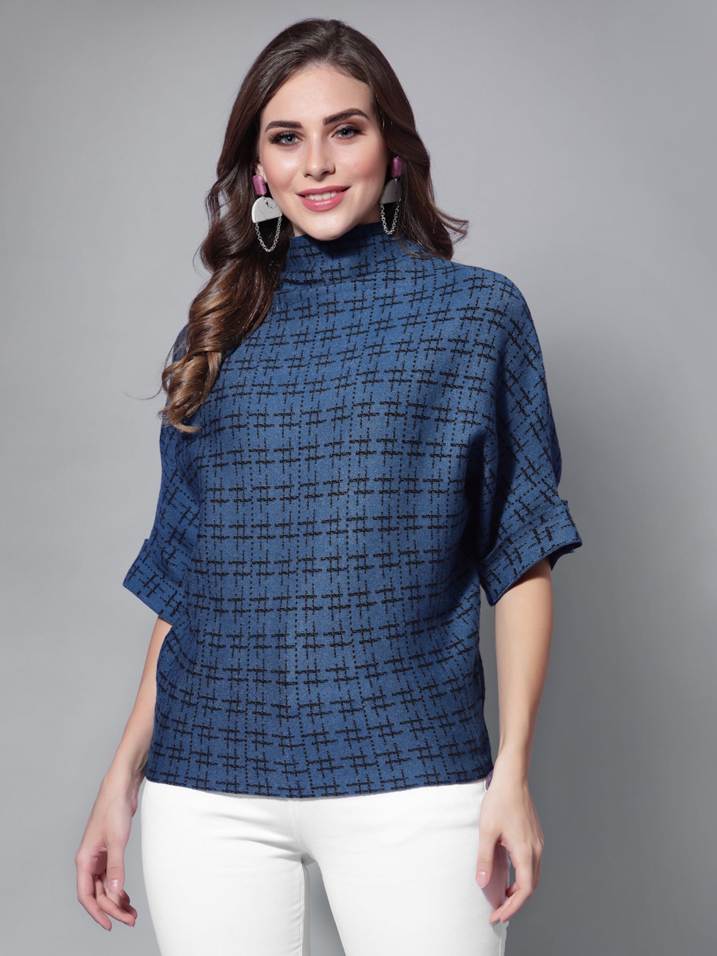 Mafadeny Women Blue & Black Pullover