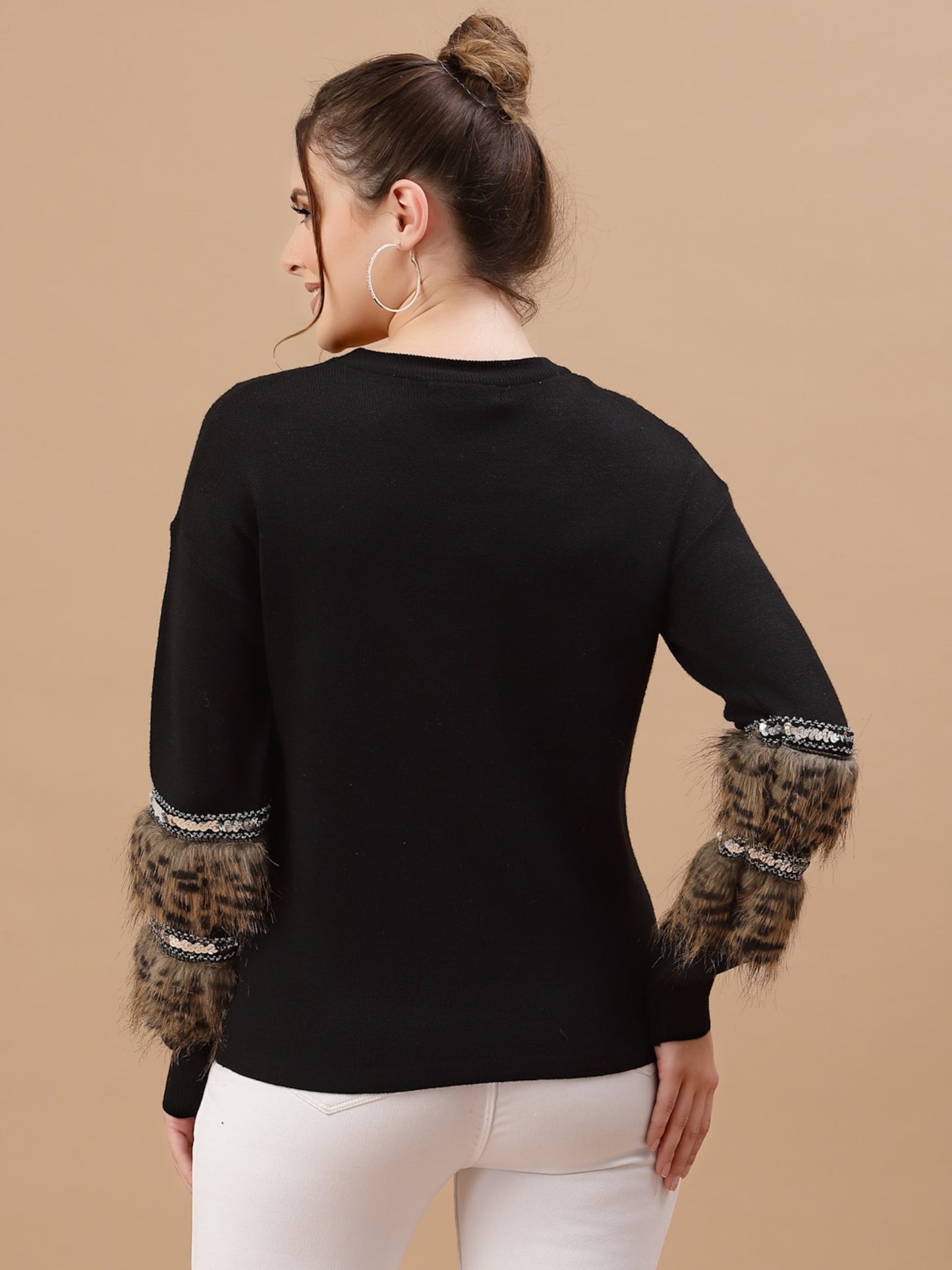 Mafadeny Women Black & Brown Pullover