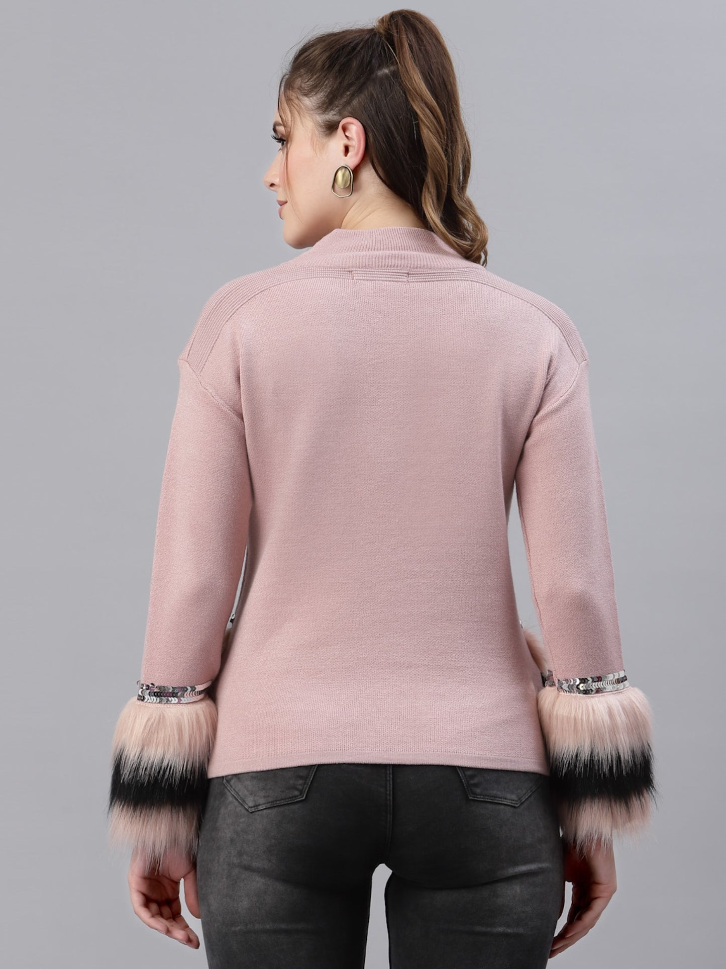 Mafadeny Women Peach-Coloured & Black Pullover