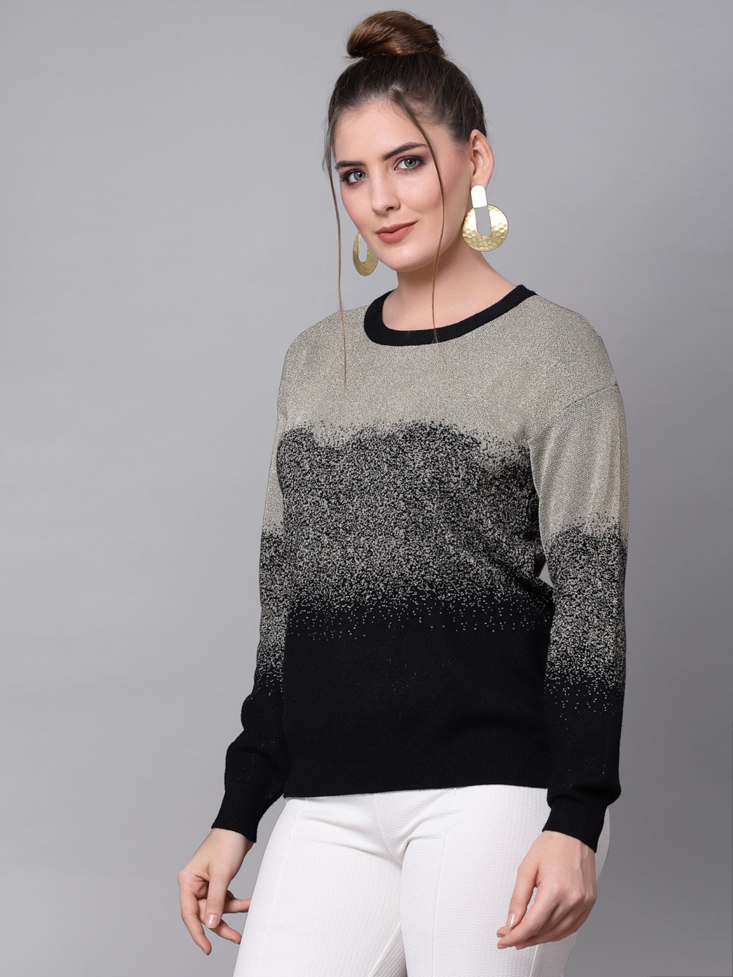 Mafadeny Women Black And Grey Colourblocked Long Sleeves Pullover Sweater