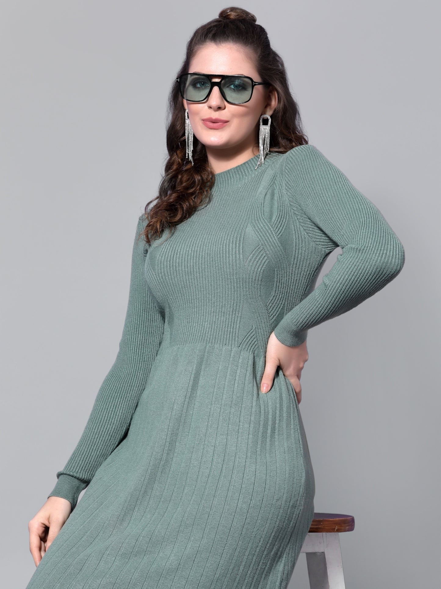 Mafadeny Women Green Midi Fit and Flare Warm Dress