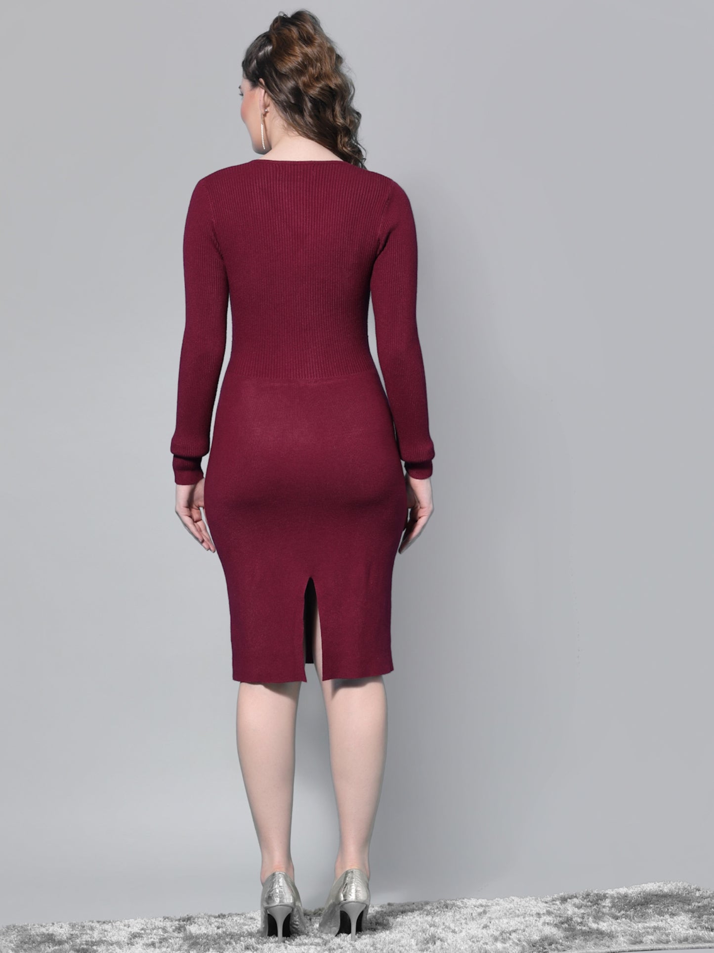 Mafadeny Women Maroon Sheath Winter Dress