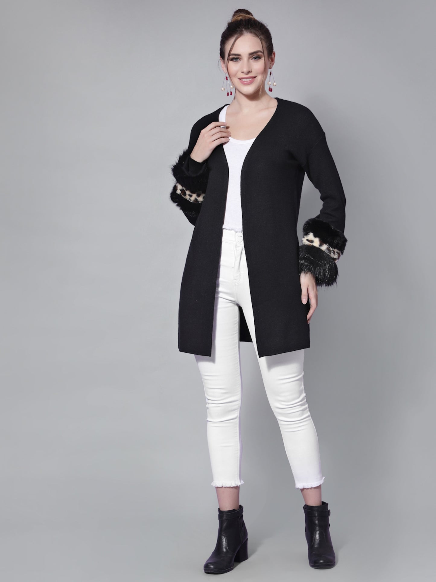 Mafadeny Women Black Longline Shrug