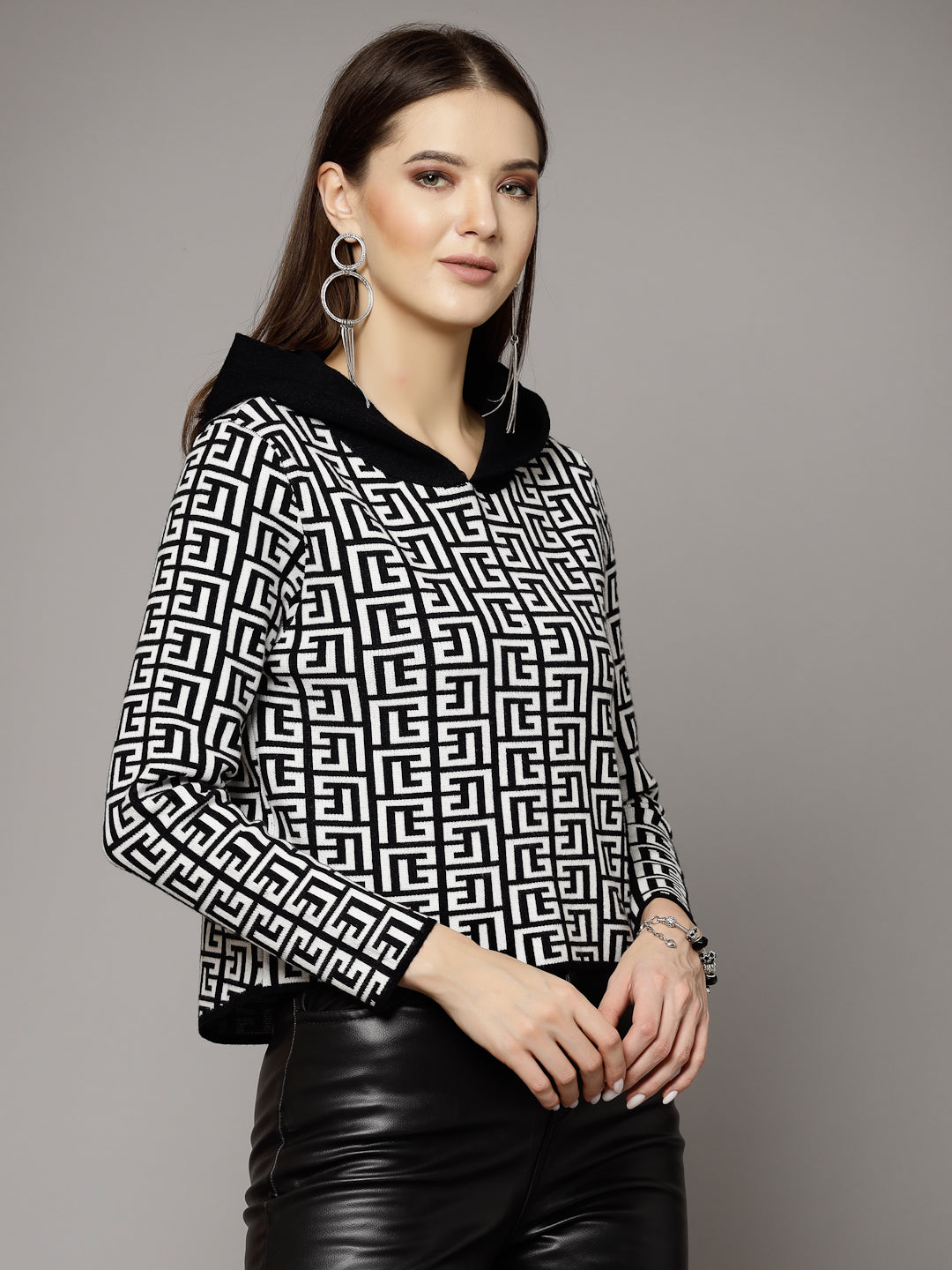 Mafadeny Women Winter Wear Black & White Stylish Crop Top