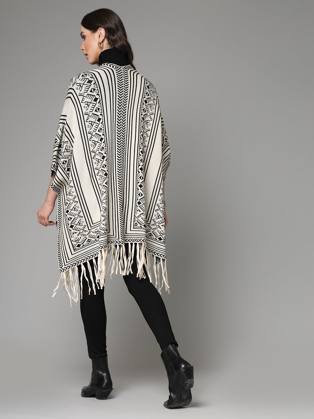 Mafadeny Women Winter Wear Black & Off White Printed Stylish & Cosy Ponchoo